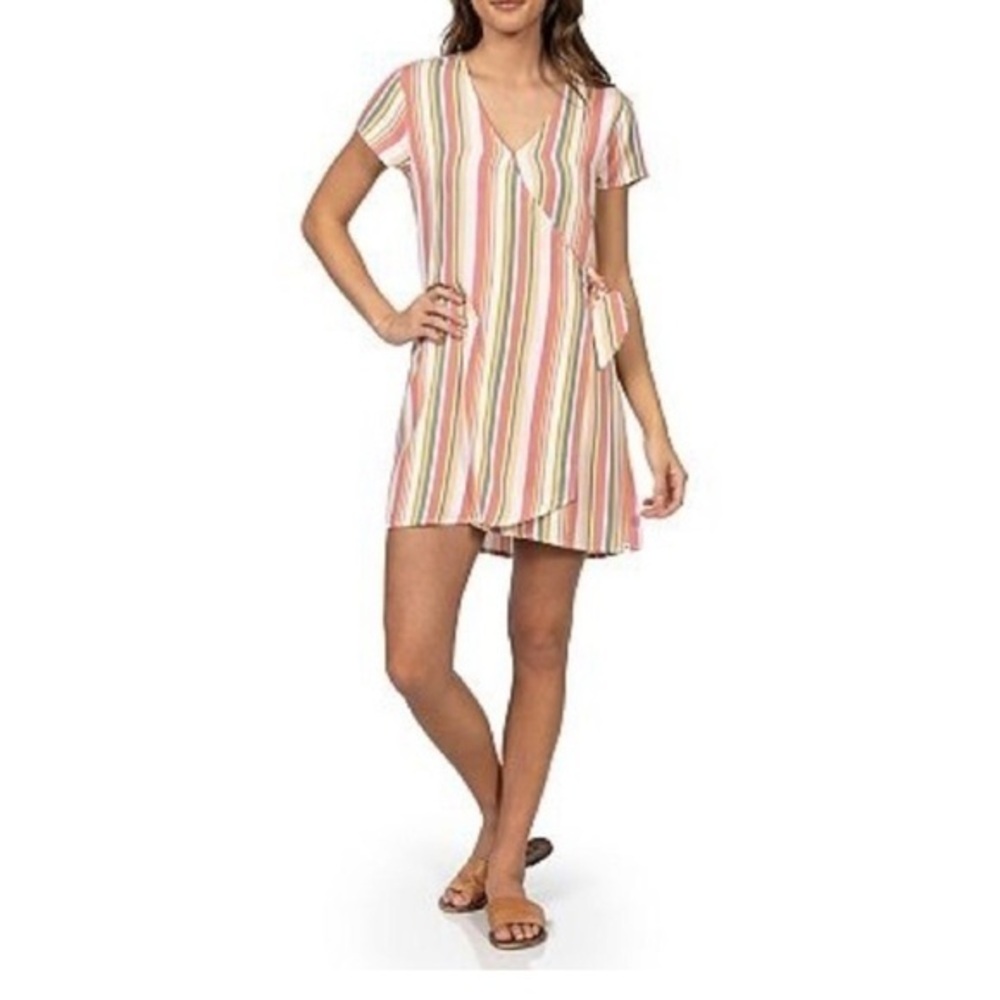 Hurley wrap dress size M
